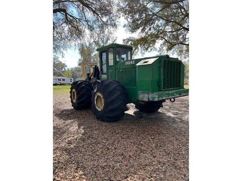 John Deere Track Feller Buncher